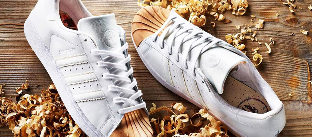 Superstar Shoe Gold and White